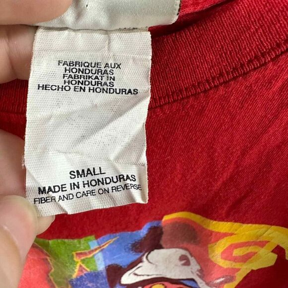 Vintage Disney World Shirt‎ Womens Small World Red Mickey Mouse Magic Kingdom - Picture 5 of 6